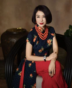 Miss Sport Thu Huong Makes Elegant Modeling Comeback After 30 Years - image 9