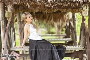 The Artistic Beauty and Modern Evolution of Vietnam's Traditional Ao Yem - image 84