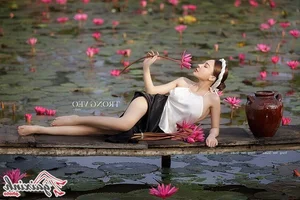 The Artistic Beauty and Modern Evolution of Vietnam's Traditional Ao Yem - image 14