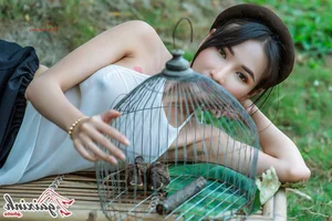 The Artistic Beauty and Modern Evolution of Vietnam's Traditional Ao Yem - image 30