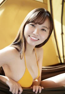 Sawaguchi Festival: Colorful Bikini Trends and Japanese Photobook Aesthetics - image 6