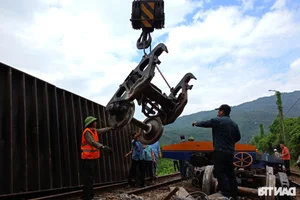 Train Derailment at Hai Van Pass: Investigation and Recovery Efforts on Vietnam's Scenic Coastal Route - image 1