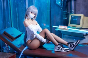 Stunning Cosplay Gallery: @仙女月 Brings Astrum Design Original Character to Life - image 8