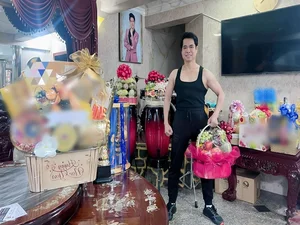Inside Singer Ngoc Son's Luxurious 400-Billion VND Gold-Plated Mansion - image 7