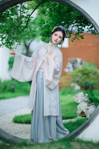 YiTuYu Art Language Vol.9821 Featuring Mi Mi 28P Full Collection - image 19