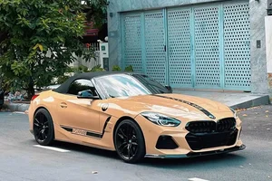 Rare Color BMW Z4 for Sale in Ho Chi Minh City: A Luxury Find - image 3