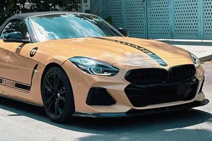 Rare Color BMW Z4 for Sale in Ho Chi Minh City: A Luxury Find - image 7