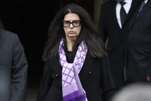 The Simple Life of Françoise Bettencourt Meyers: First $100B Woman - image 1