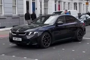 2027 BMW i3 Sedan Leaks: A Glimpse into the Future of Electric Luxury - image 8