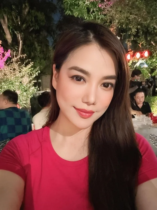 H'Hen Nie and Thanh Thuy Dazzle at High-Profile Fashion Event