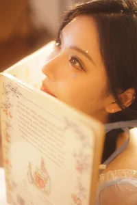 Stunning Portraiture Series: YiTuYu Art Language Vol.4374 Featuring Rong Rong - image 1