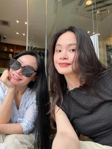 Quach Thu Phuong's Daughter: A Stunning Lookalike with Talent and Grace - image 1
