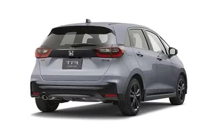 2027 Honda Jazz Unveiled: The Iconic Hatchback Returns with Modern Features and Competitive Pricing - image 4