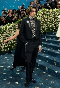 Kim Kardashian Sparks Controversy with Met Gala Fashion Choice - image 10