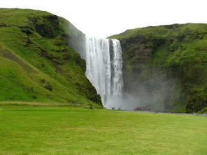Chasing Waterfalls: Discover the World’s Most Breathtaking Natural Wonders - image 6