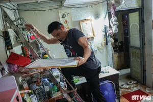 The Struggle of a Cheo Artist Living in an 8m2 Attic - image 0