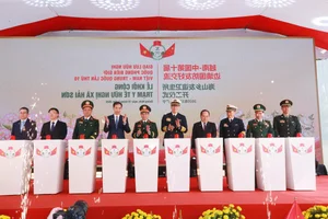 10th Vietnam-China Border Defense Friendship Exchange Strengthens Ties - image 1