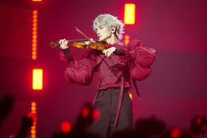 BB Tran’s Successful 'Nét' Performance on 'Anh Trai Vuot Ngan Chong Gai' - image 1