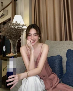 Where Is the Wealthy and Beautiful Vietnamese-Laotian Hot Girl Now? - image 9