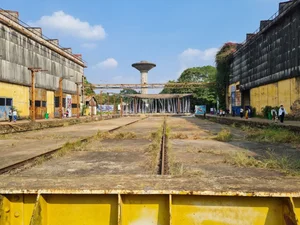 Gia Lam Train Factory Transformed into Vibrant Creative Exhibition Hub in Hanoi - image 9