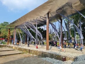 Gia Lam Train Factory Transformed into Vibrant Creative Exhibition Hub in Hanoi - image 10