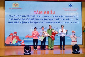 Ho Chi Minh City Launches Student Volunteer Teams for Traffic Support and Fire Prevention - image 1
