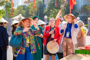 Home Hanoi Xuan 2025: Honoring Traditional Music and Vietnamese Cultural Heritage - image 7
