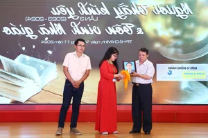 Emotional Moments from the 3rd Beloved Teacher Writing Contest Awards Ceremony - image 9