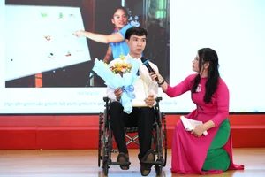 Emotional Moments from the 3rd Beloved Teacher Writing Contest Awards Ceremony - image 5