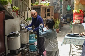 Vietnamese Comedy King Xuan Hinh Makes Highly Anticipated Big Screen Debut - image 3