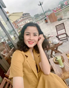 Where Is Actress Minh Phuong from the Famous Series 'Chay An' Now? - image 8