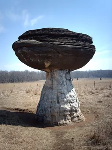 Unbelievable Geologic Wonders: Strangest Rock Formations on Earth - image 0