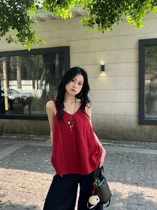 Top Collection: Beautiful Girls in Spaghetti Strap Dresses - The Most Charming Trends of 2026 - image 3