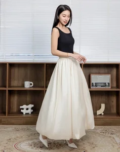 Top Collection: Beautiful Girls in Spaghetti Strap Dresses - The Most Charming Trends of 2026 - image 4