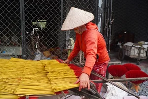 A Journey to Vietnam’s Fragrant Incense Villages Ahead of Tet - image 6