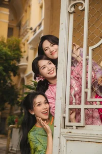 Vietnamese Celebrities Prepare for Lunar New Year Family Reunions - image 10