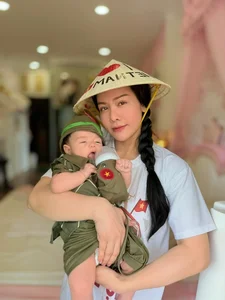 Vietnamese Star Dat G Announces Romantic Proposal to Girlfriend Cindy Lu - image 4