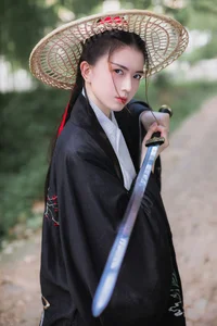 YiTuYu Art Language Vol.4348: Captivating Visuals Featuring the Elegant Model Yaki - image 4