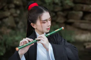 YiTuYu Art Language Vol.4348: Captivating Visuals Featuring the Elegant Model Yaki - image 2