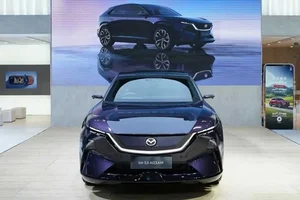 Mazda EZ-60 Dominates Market with 33,000 Pre-Orders Prior to Official Launch - image 10