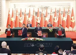 Vietnam and China Strengthen Ties with Major Strategic Cooperation Agreements and Diplomatic Accords - image 3