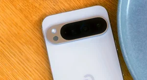 Google Pixel 10 Pro Design Leaked Ahead of Expected August Launch - image 10