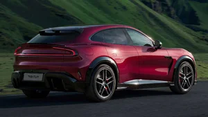 Xiaomi YU7 GT Electric SUV: 1,000 HP Beast Breaks Nürburgring Record - image 9