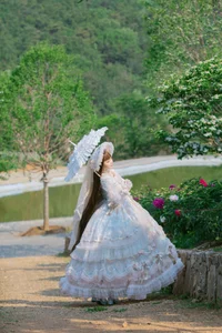 YiTuYu Art Language Vol.10465: An Extensive 67-Photo Gallery Featuring Liu Liu - image 37