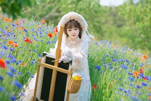 YiTuYu Art Language Vol.10465: An Extensive 67-Photo Gallery Featuring Liu Liu - image 13