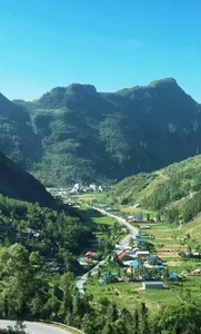 Exploring the Majestic Rocky Peaks of Ha Giang and Cao Bang - image 3