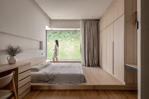 Innovative Z-Shaped Townhouse Design Optimizes Light and Feng Shui - image 4