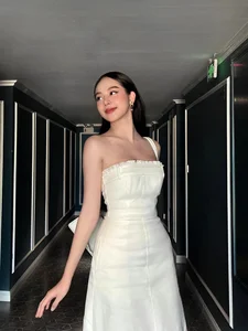 Miss Da Nang Masterfully Embraces The Elegant Quiet Luxury Fashion Trend - image 2