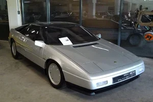 The Legendary 1984 Lotus Etna Concept Car History and Design - image 12
