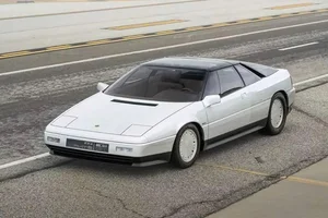 The Legendary 1984 Lotus Etna Concept Car History and Design - image 11